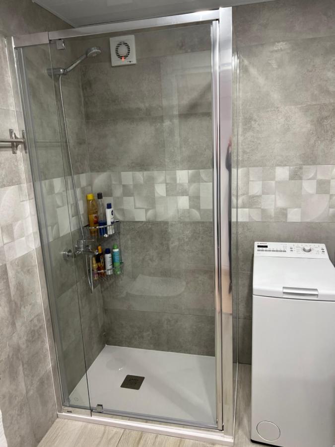 Apartment Sol Carihuela Torremolinos Exterior photo